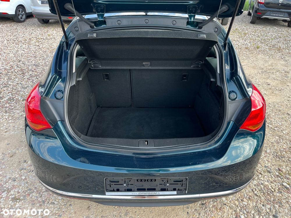 Opel Astra 1.6 Color Edition - 20