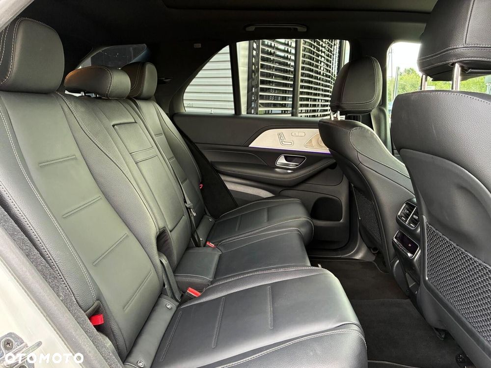 Mercedes-Benz GLE - 16