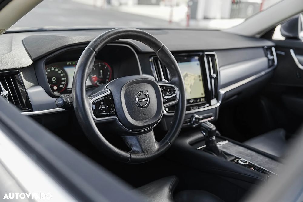 Volvo S90 D4 Geartronic Momentum - 17