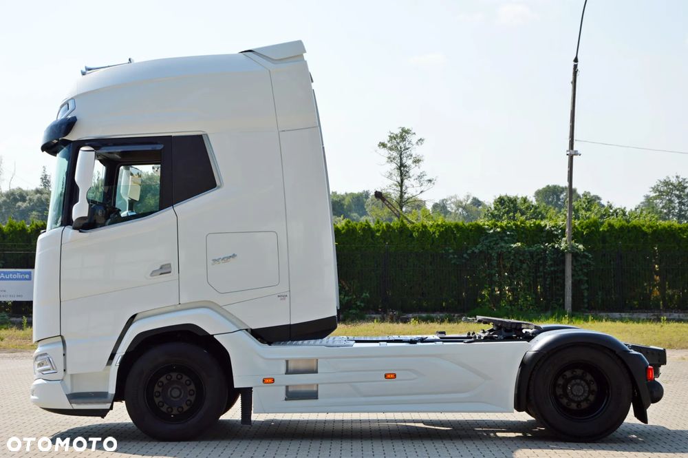DAF XG+ 530 / ZF INTARDER / ALCANTARA /KLIMA POST. / FULL LED / PNEUMATYCZNY FOTEL PASAŻERA / WENT. FOTEL! - 21