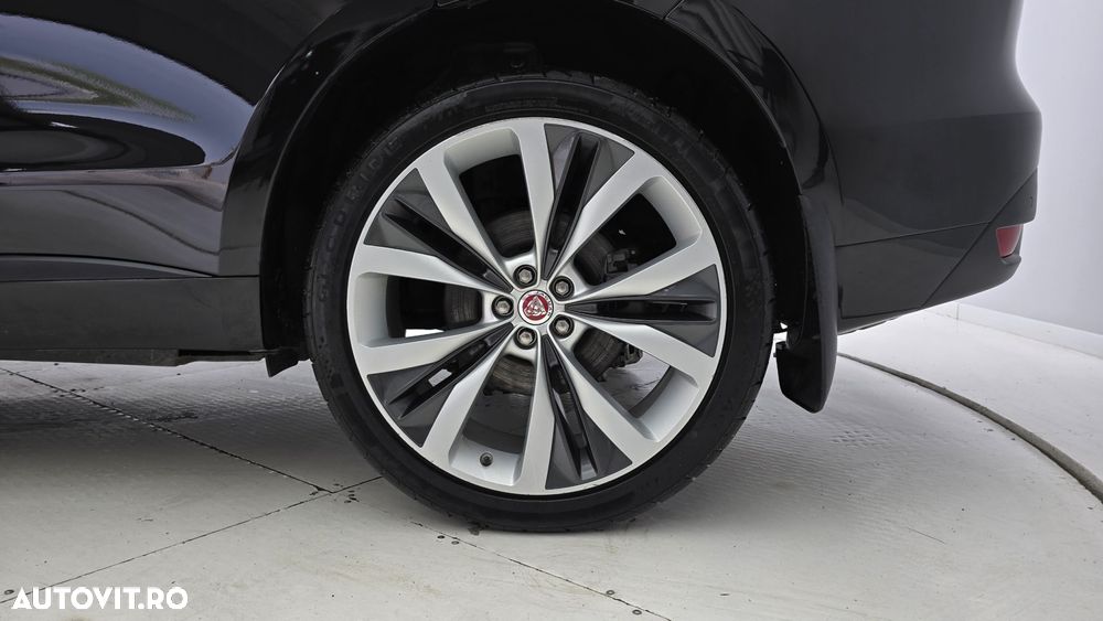 Jaguar F-Pace 30d AWD R-Sport - 22