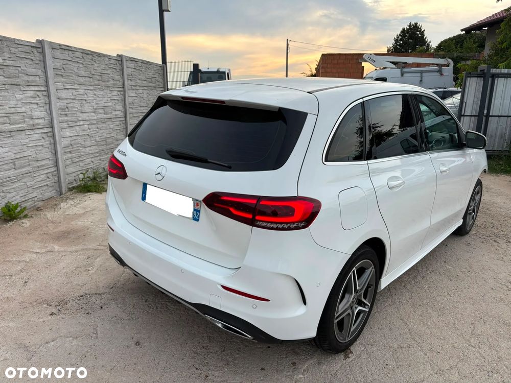 Mercedes-Benz Klasa B 250 e 8G-DCT AMG Line - 5