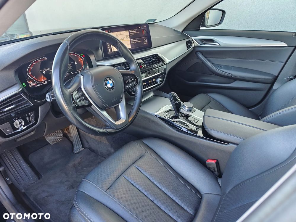 BMW Seria 5 518d - 5