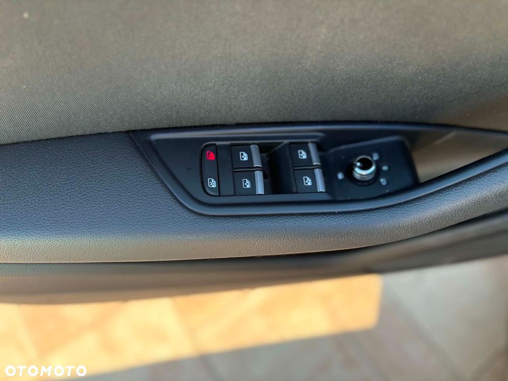 Audi A4 Limousine 2.0 TDI - 13