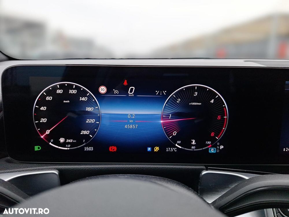 MERCEDES-BENZ GLB 2024 — imagine 19