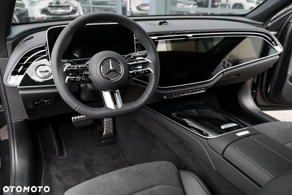 Mercedes-Benz Klasa E 300 de PHEV 4-Matic AMG 9G-Tronic - 9