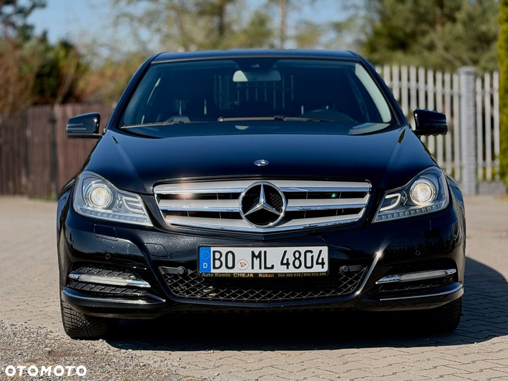 Mercedes-Benz Klasa C 180 CGI Automatik BlueEFFICIENCY Avantgarde - 6