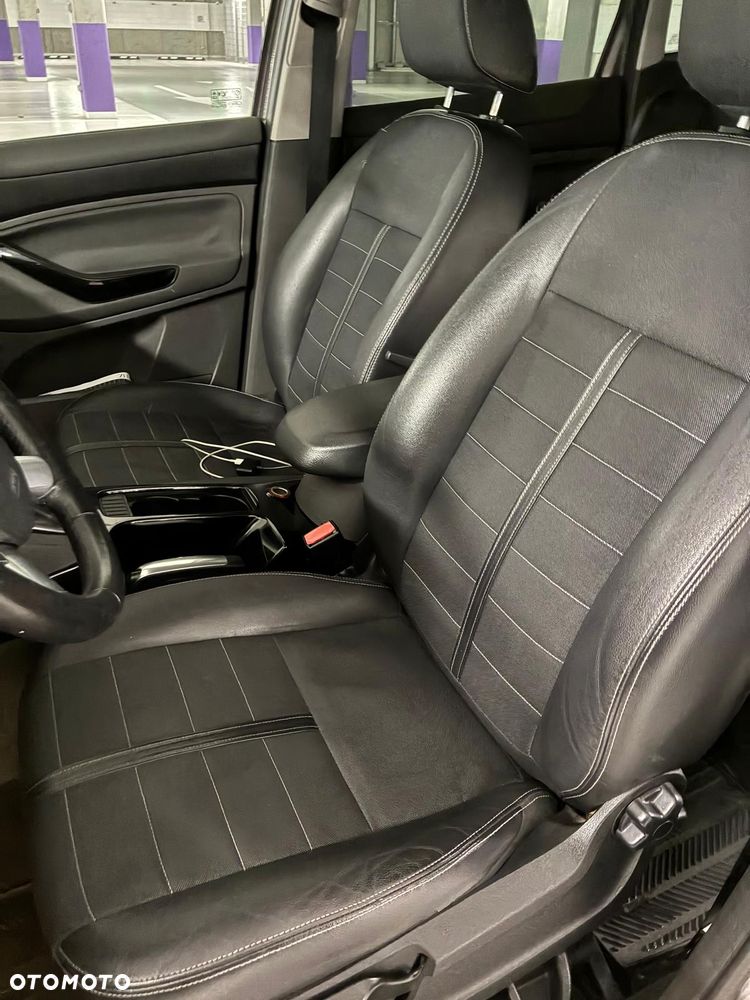 Ford Kuga 2.0 TDCi Titanium S - 5