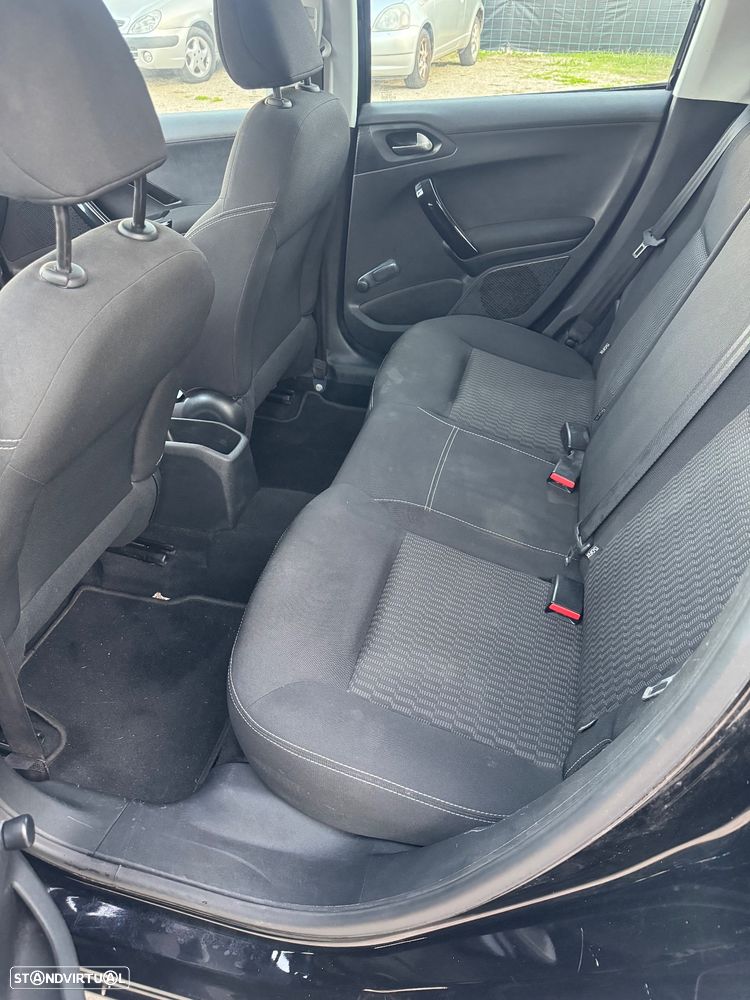 Peugeot 208 1.2 VTi Active - 10