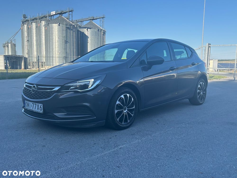 Opel Astra - 1
