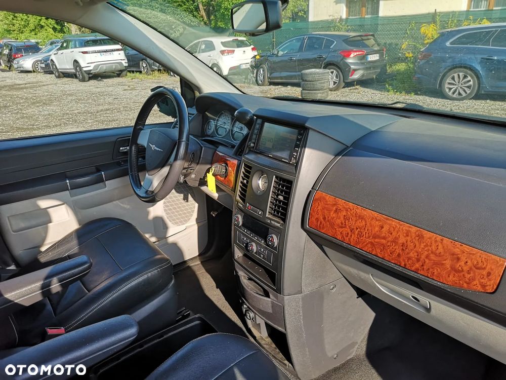 Chrysler Grand Voyager 2.8 CRD Automatik Touring - 32