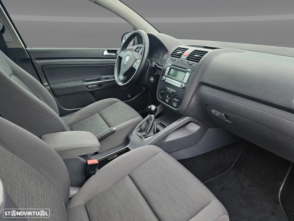 VW Golf 1.9 TDi BlueM. Confortline - 29