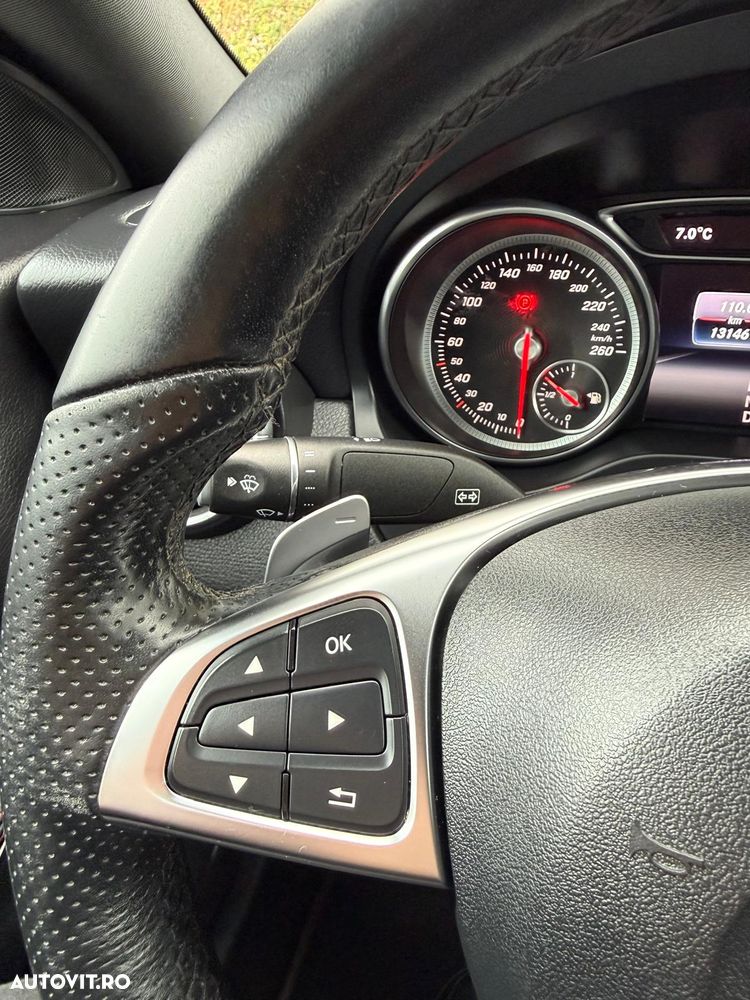 Mercedes-Benz CLA 180 7G-DCT AMG Line - 24