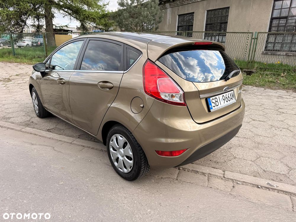 Ford Fiesta 1.25 Titanium EU5 - 10