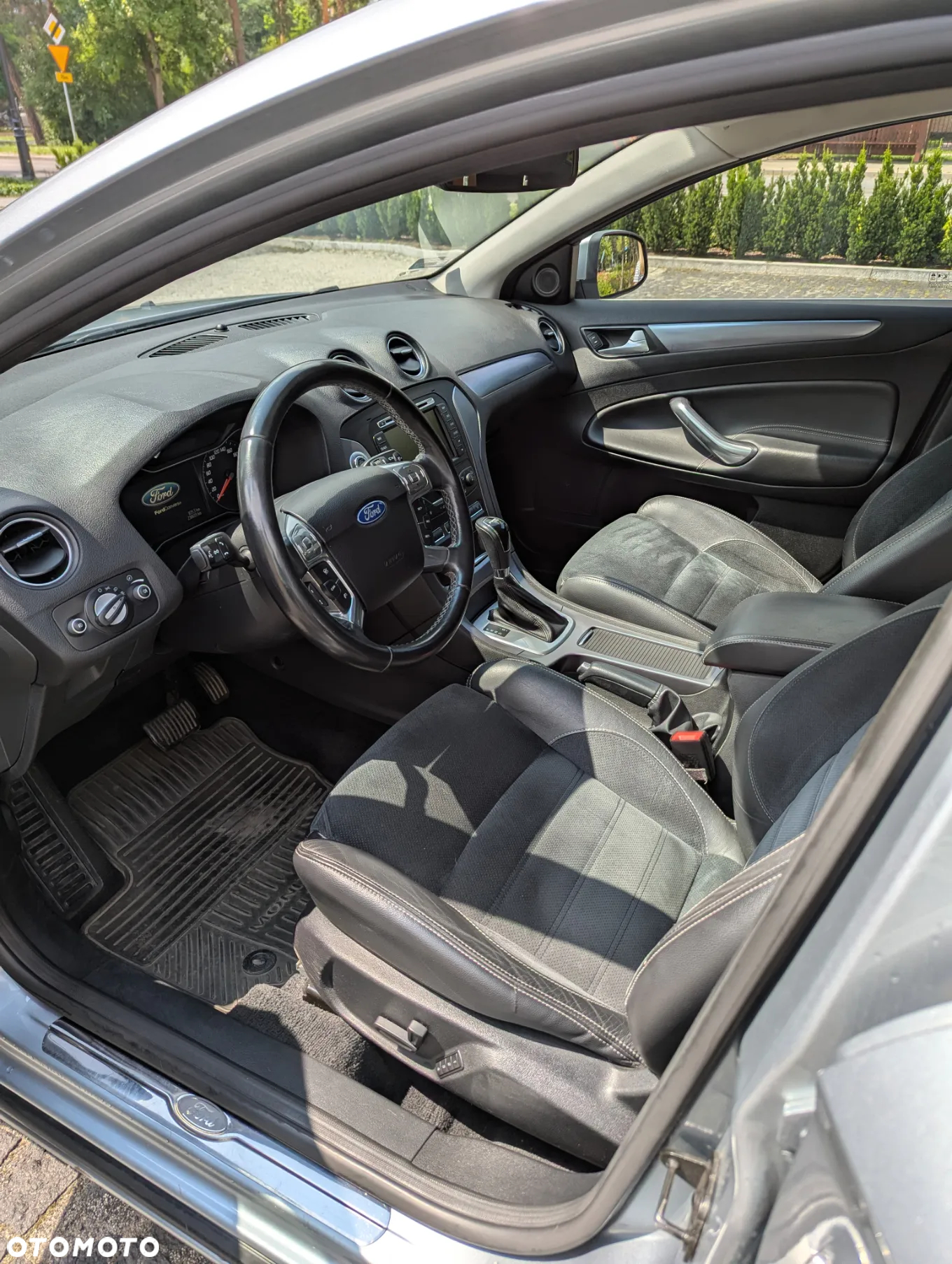 Ford Mondeo 2.0 TDCI Titanium X - 13