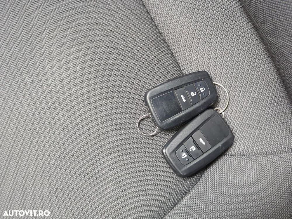 Toyota Corolla 1.8 HSD Dynamic - 22