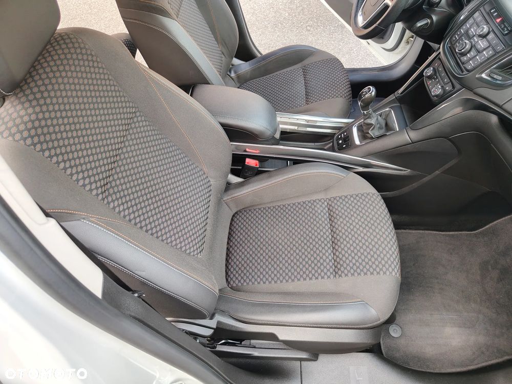 Opel Zafira - 19