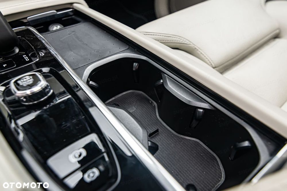 Volvo XC 90 - 31