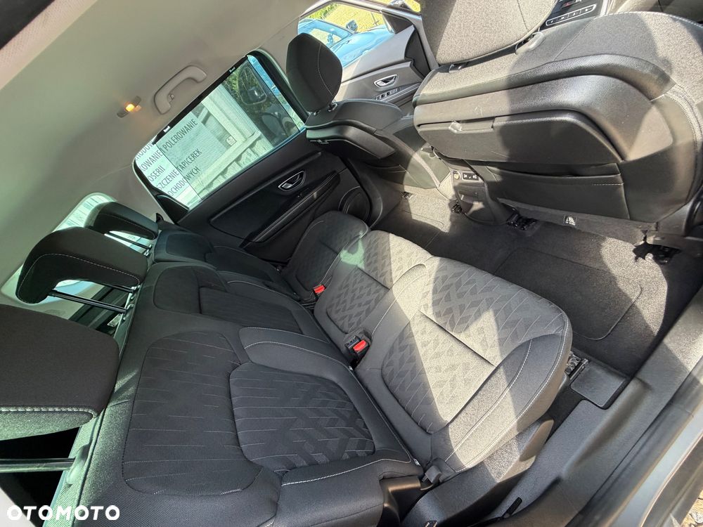 Renault Grand Scenic - 23