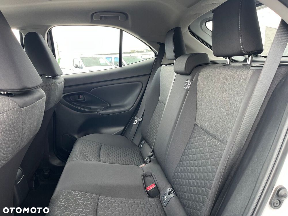 Toyota Yaris Cross Hybrid 1.5 Comfort - 31