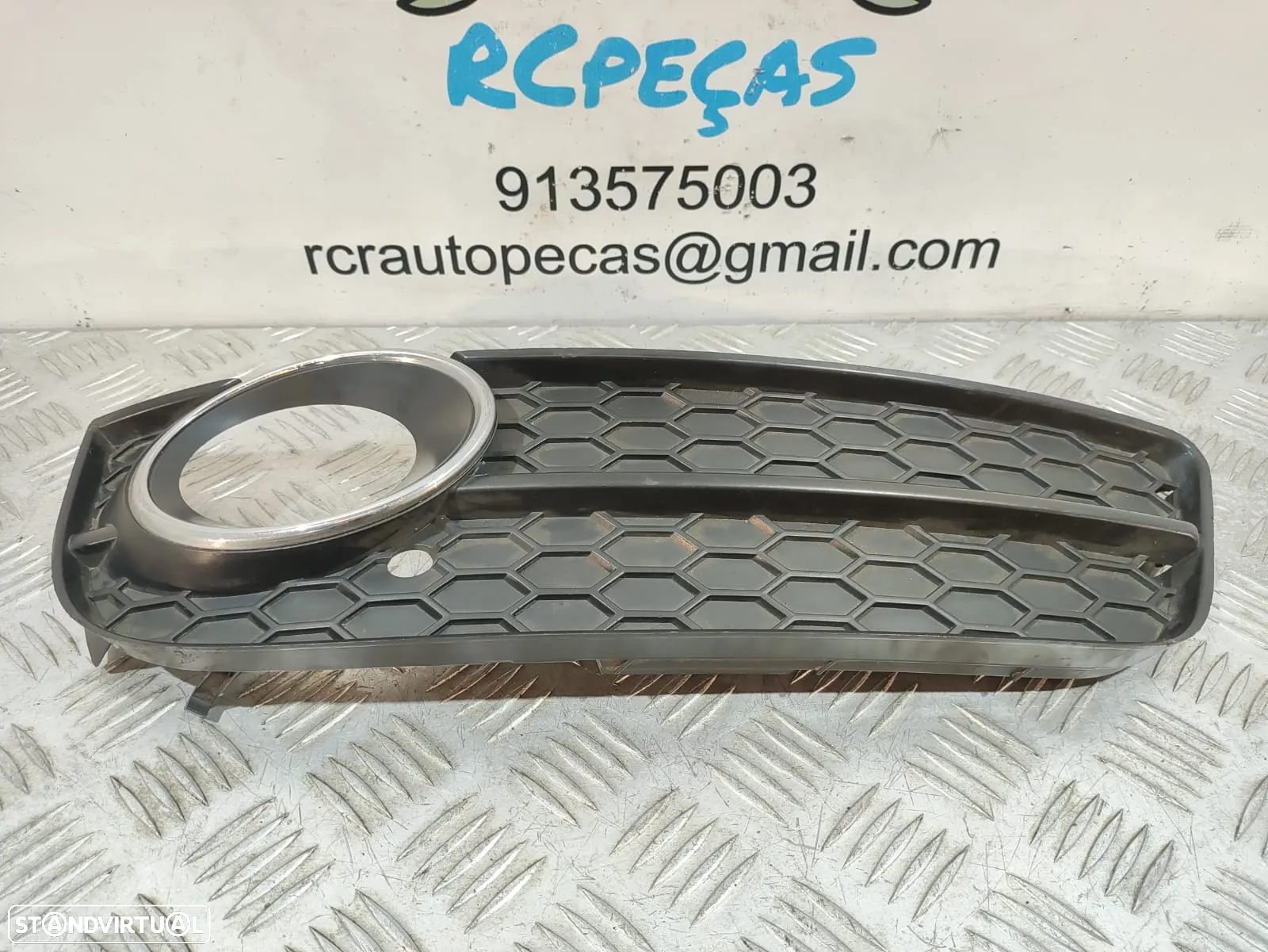 Grelha direita para-choques frontal original Audi A5 8T - 5