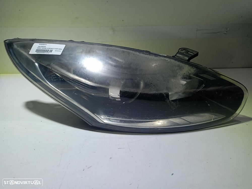 FAROL DIREITO RENAULT MEGANE III BERLINA 5P - 1