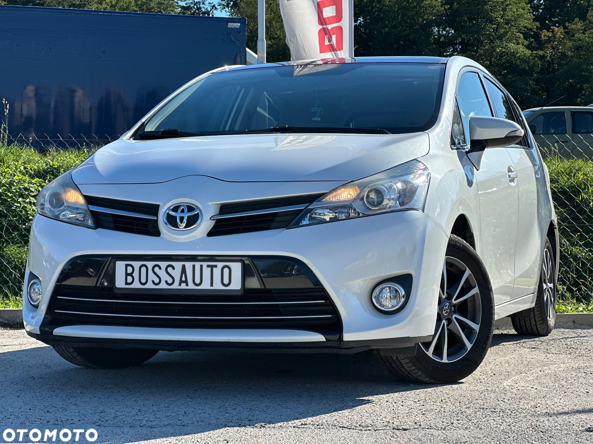 Toyota Verso 2.0 D-4D Active - 13