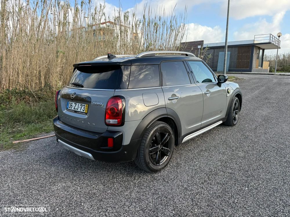 MINI Countryman Cooper SE ALL4 Auto - 4