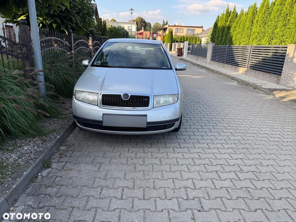 Skoda Fabia 2002 photo 2