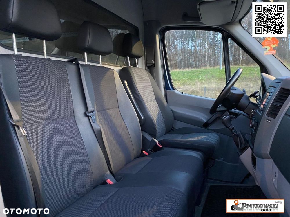 Mercedes-Benz Sprinter - 13