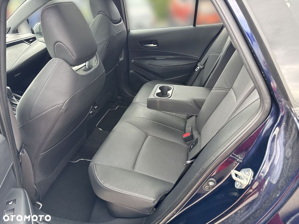Toyota Corolla - 11
