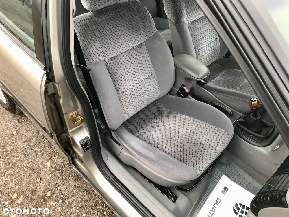 Opel Vectra 2.0 CD - 18