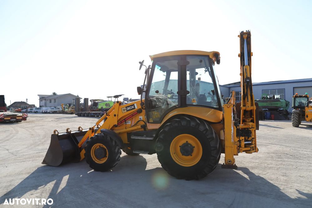 JCB 3CX 4T - 6