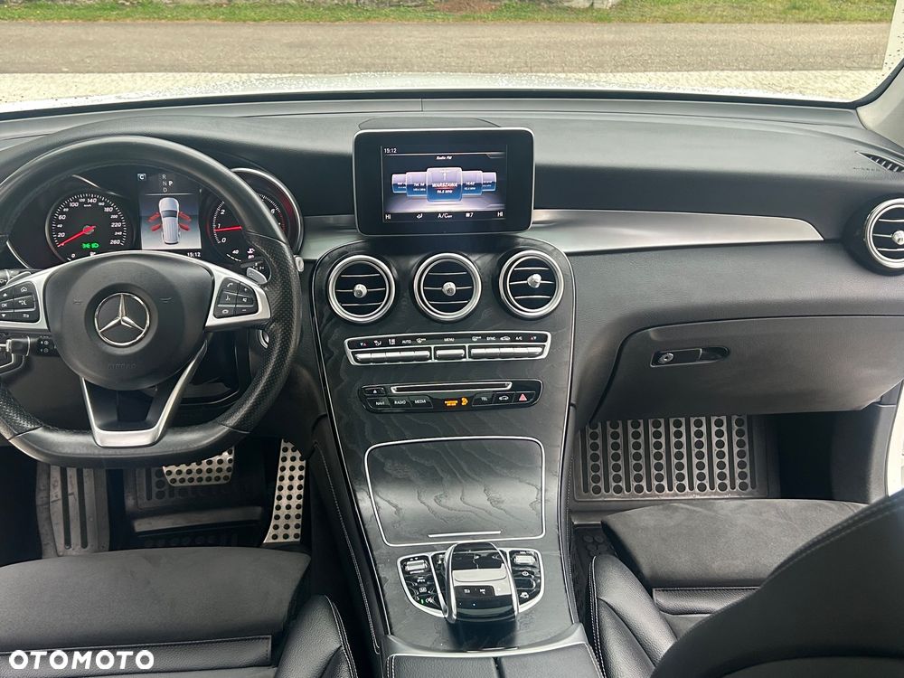 Mercedes-Benz GLC - 21