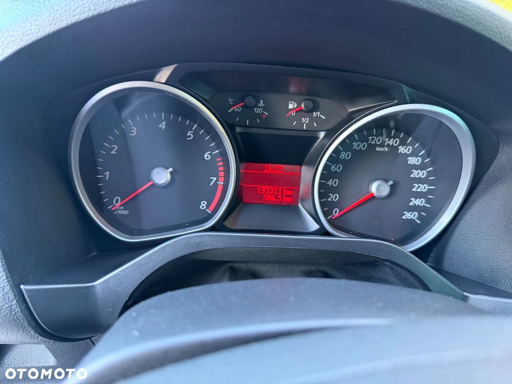 Ford S-Max - 11