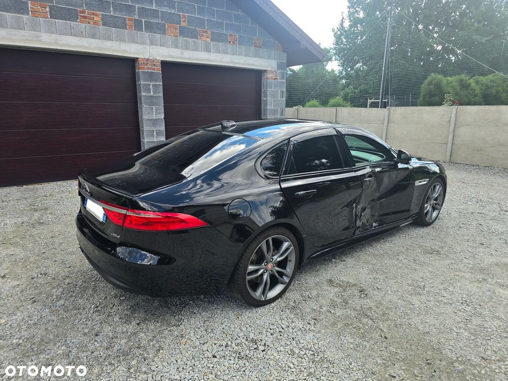 Jaguar XF 20d R-Sport - 7