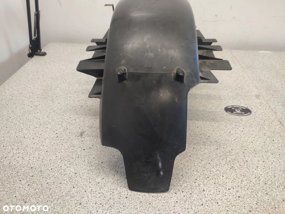 Nadkole, wypełnienie zadupka, kierunkowskazy, mocowanie tablicy rejestracyjnej Honda CBR 1000F CBR1000 F CBR1000F CBR 1000 F SC24 - 4