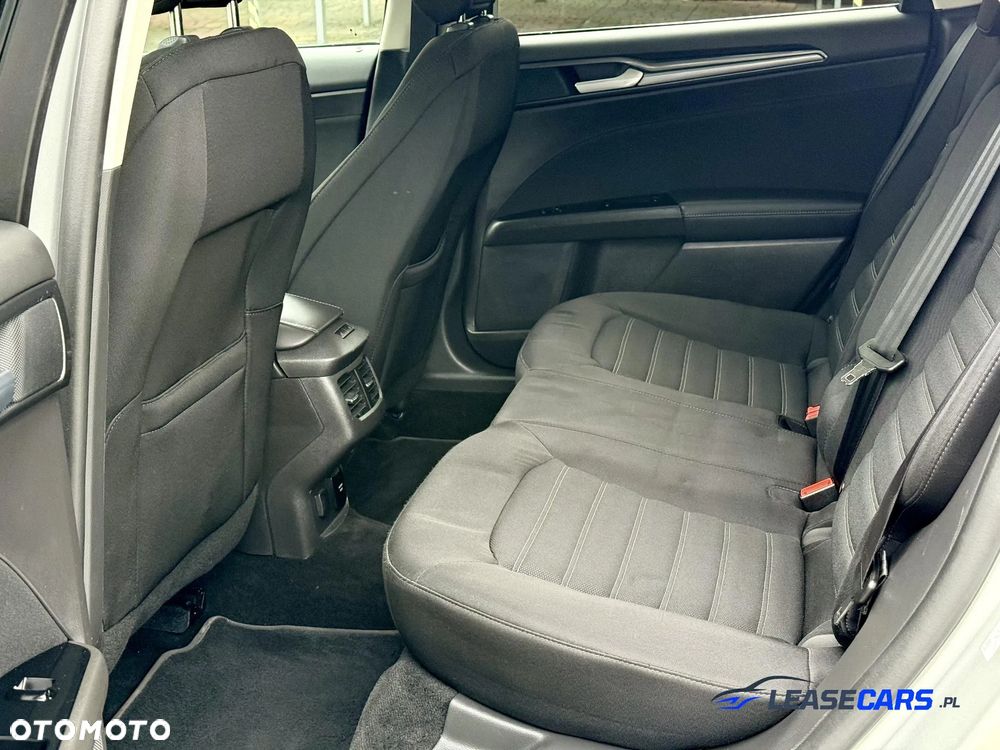 Ford Mondeo 2.0 EcoBlue Titanium - 12