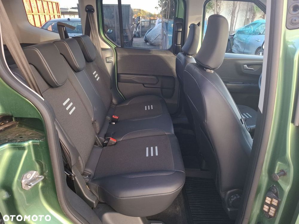 Ford Tourneo Courier - 8