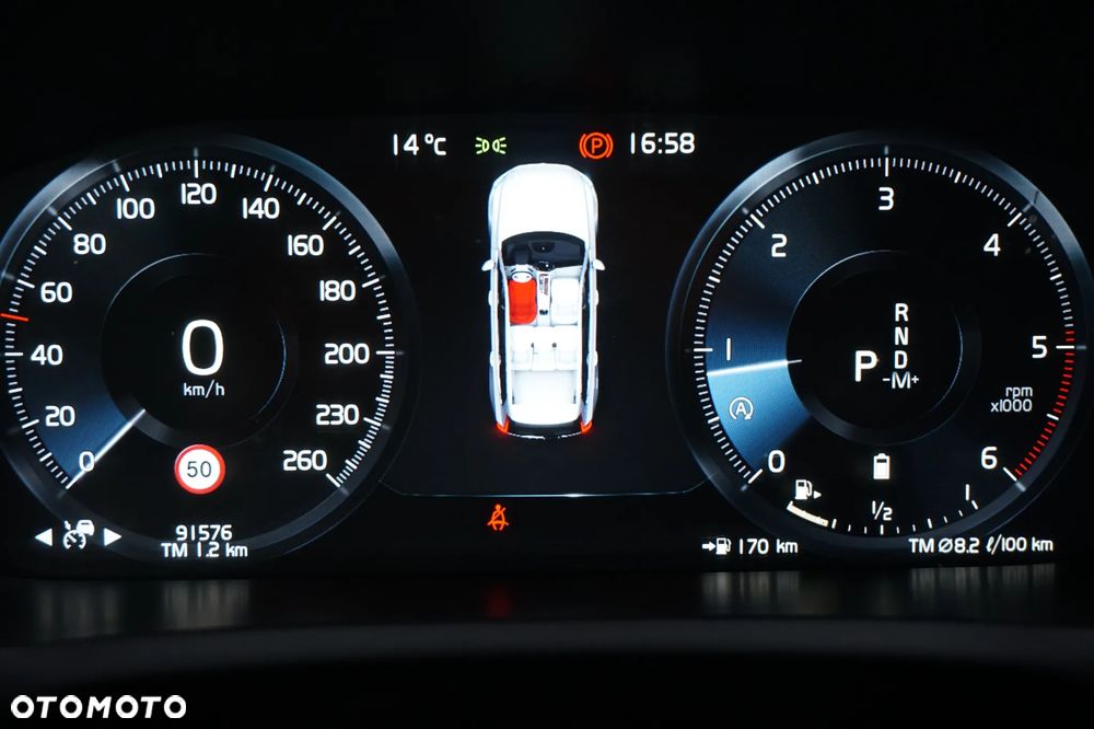 Volvo XC 90 - 29