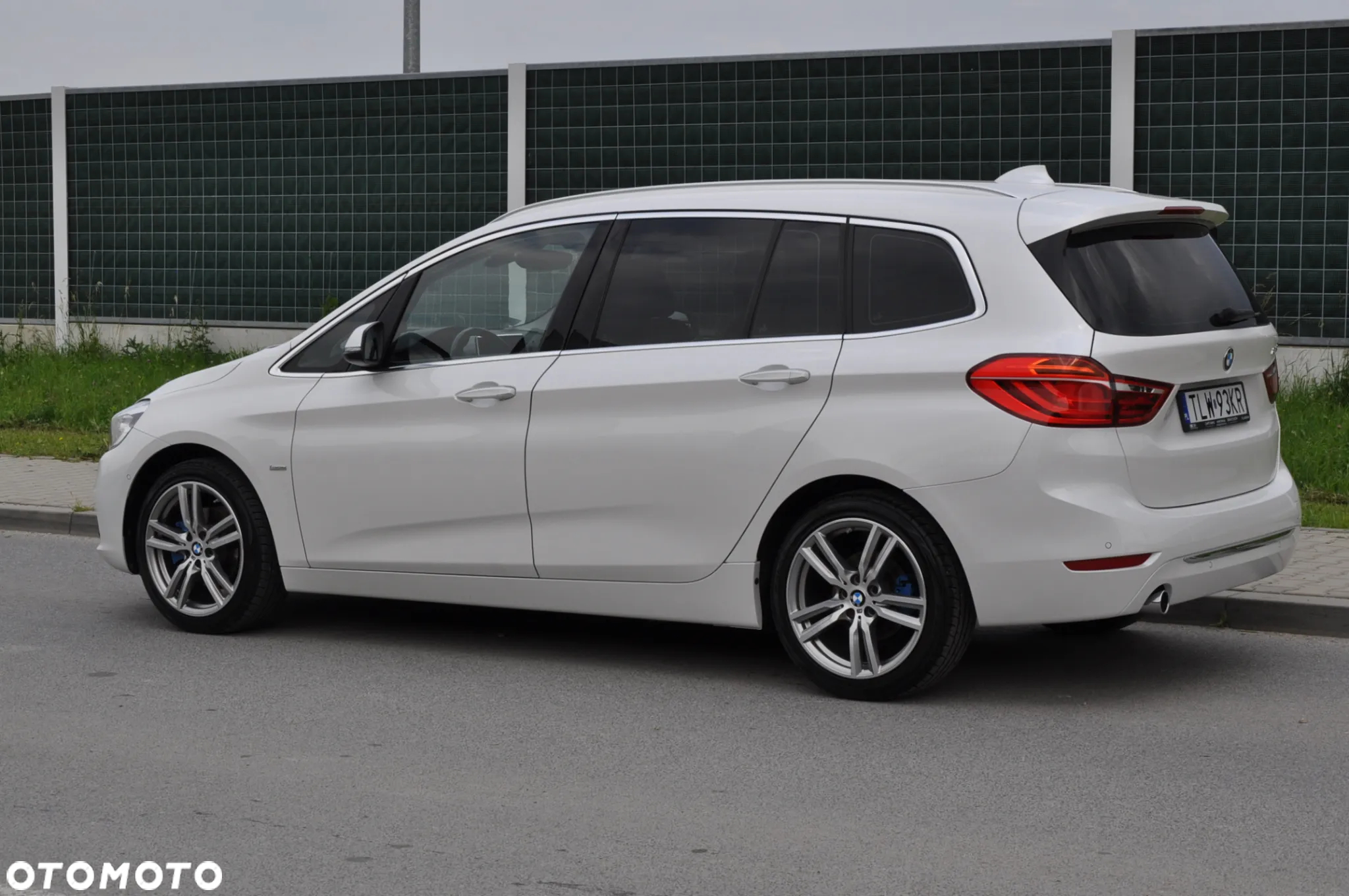BMW Seria 2 216d Luxury Line - 14