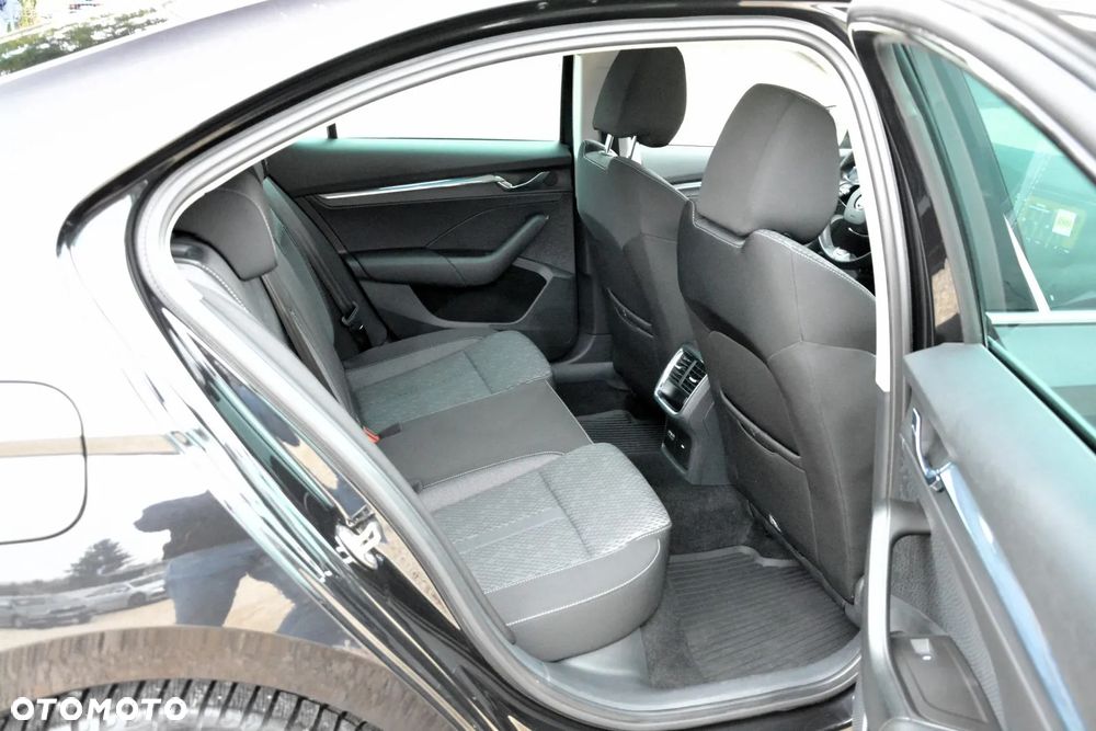 Skoda Octavia 1.5 TSI ACT Style - 37