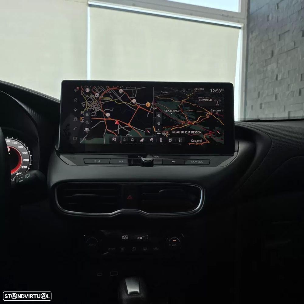 Nissan Juke 1.0 DIG-T N-Connecta NAV. DCT - 27