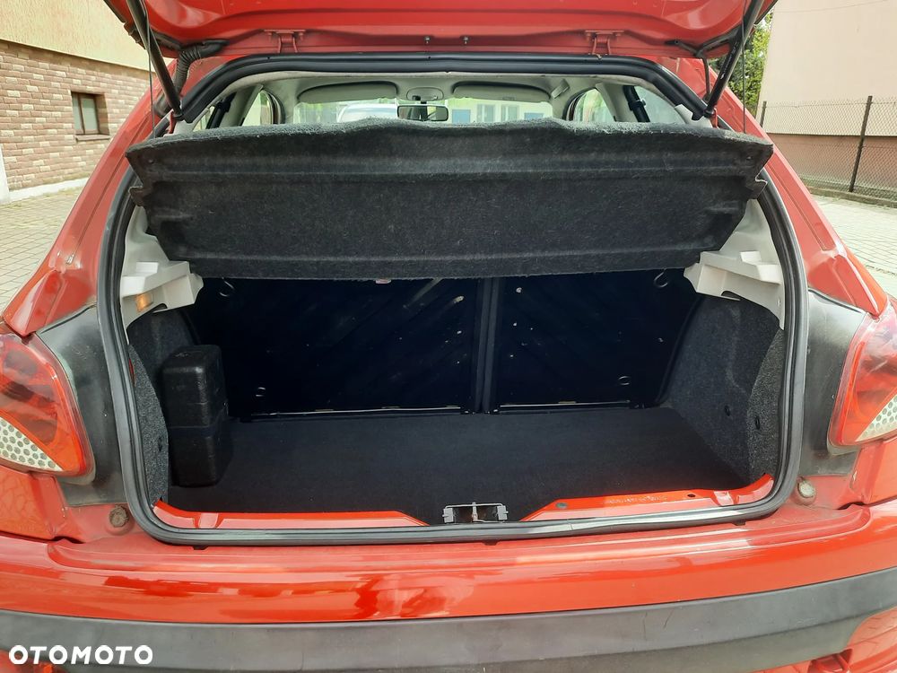 Peugeot 206 plus 60 - 15