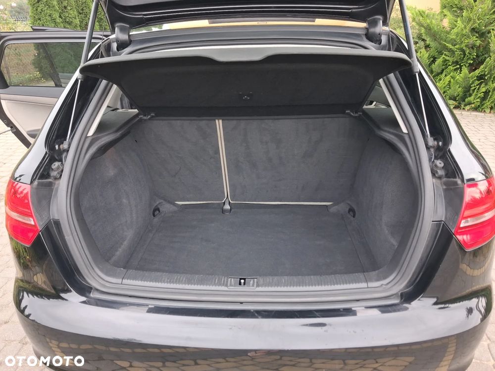 Audi A3 Sportback 1.6 Attraction - 12