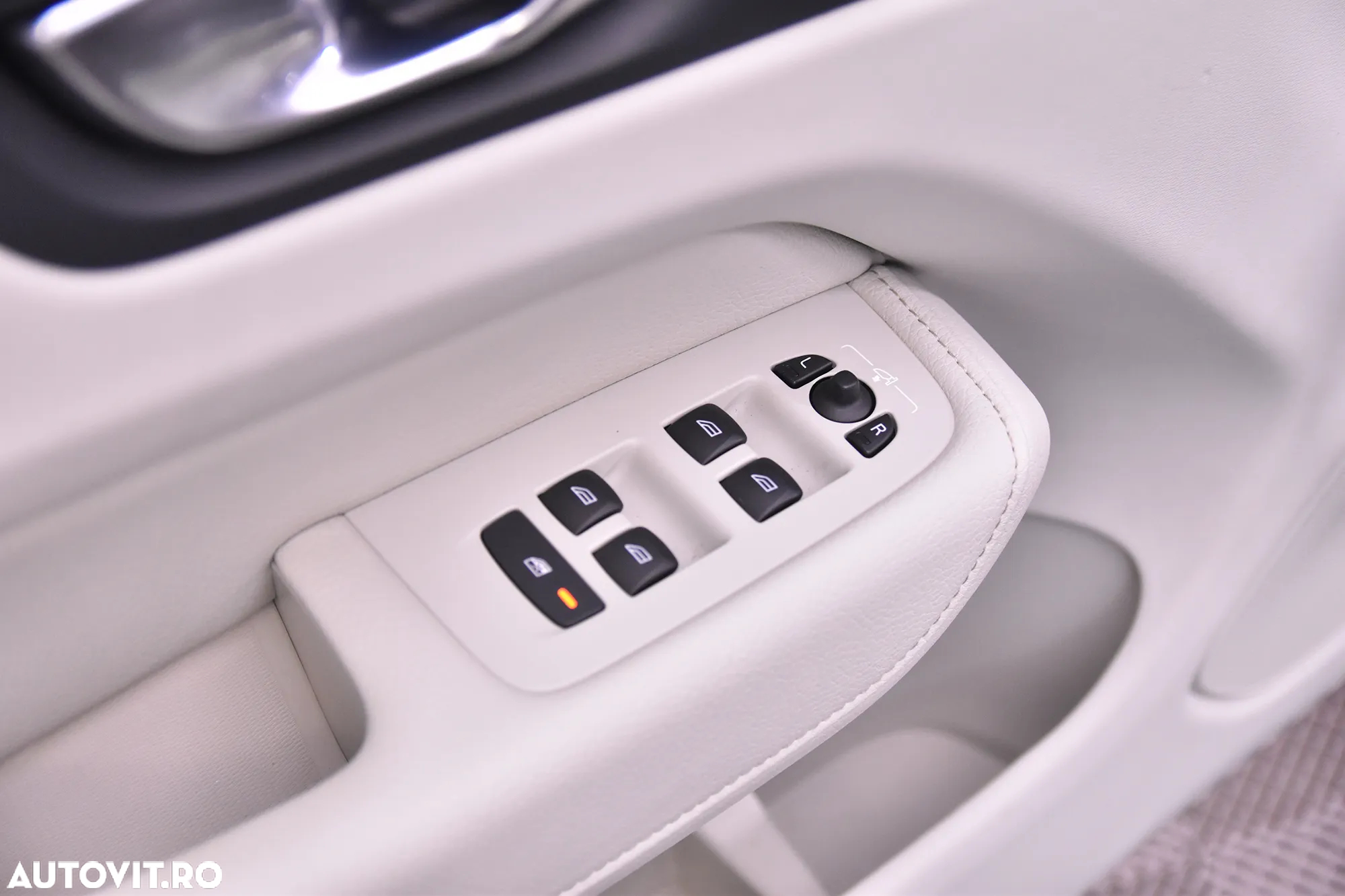 Volvo XC 60 Recharge T8 Twin Engine eAWD Inscription - 14