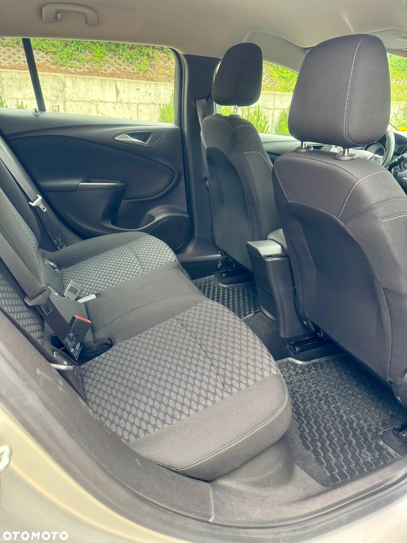 Opel Astra V 1.6 CDTI Enjoy - 11