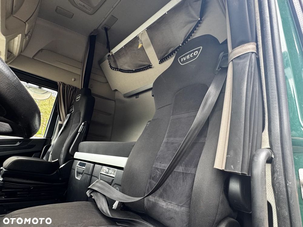 Kompletna kabina sypialna Iveco S-Way Euro 6 - 6