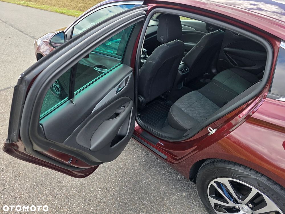 Opel Insignia 1.5 T Enjoy S&S - 18