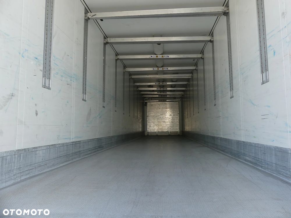 Schmitz Cargobull CHŁODNIA / DOPPELSTOCK / OŚ PODNOSZONA / 6300 MTH / - 25